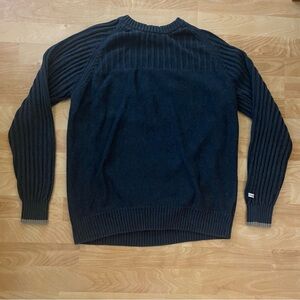 Columbia Men’s Navy Blue pullover sweater size Large